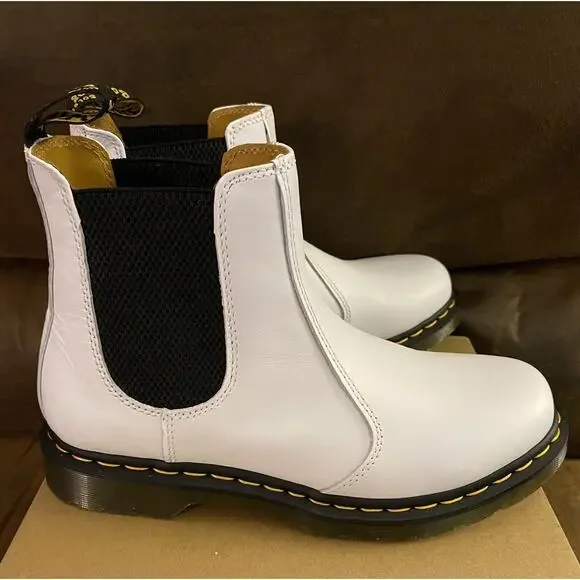 Dr Martens 2976 White Smooth Leather Chelsea Boots Shoes Sz 9 And 10 Available - Picture 2 of 10
